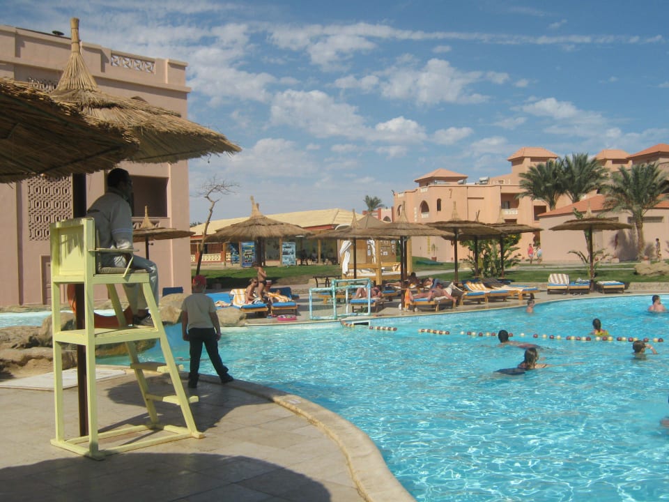 Бассейн с подогревом Pickalbatros Aqua Park Resort - Hurghada