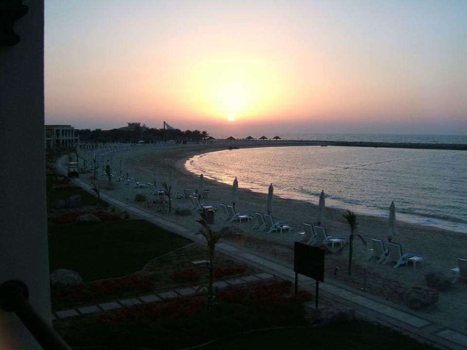 Sundowner am Hilton-Beachhotel Rixos Al Mairid Ras Al Khaimah