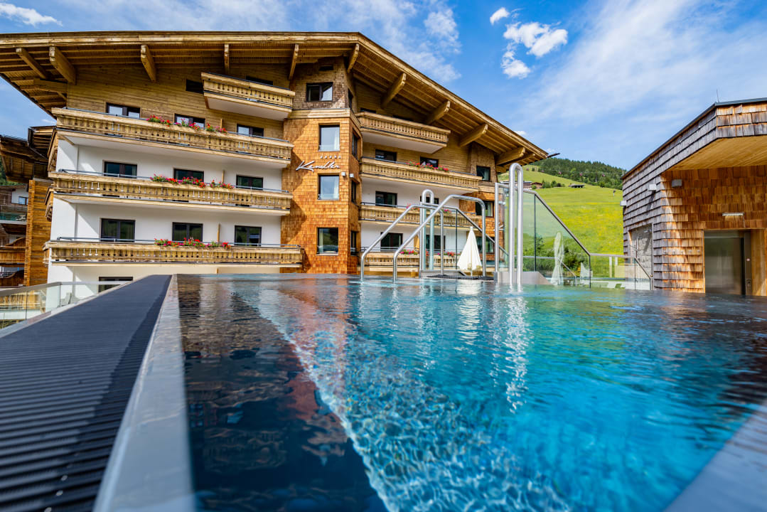 Pool Hotel Kendler