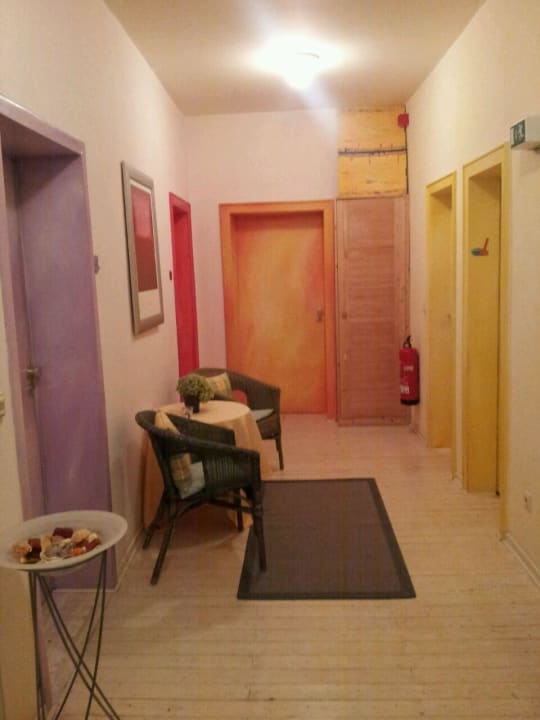 Flur zu den Zimmern Georg Hotel Witten