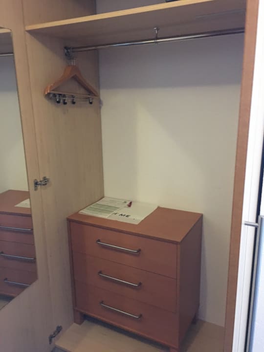 Zimmer Leonardo Hotel IJmuiden Seaport Beach