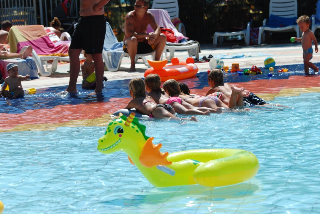 Schwimmbad Villaggio San Francesco Mobile Homes by Adria Holiday