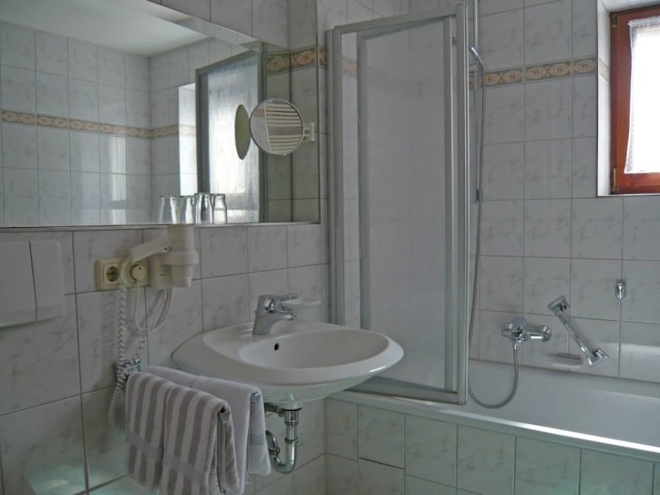 Ferienwohnung Typ B Bad Haus Schußmann