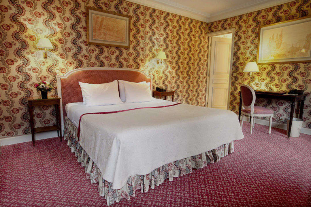 Ein Zimmer Victoria Palace Hotel