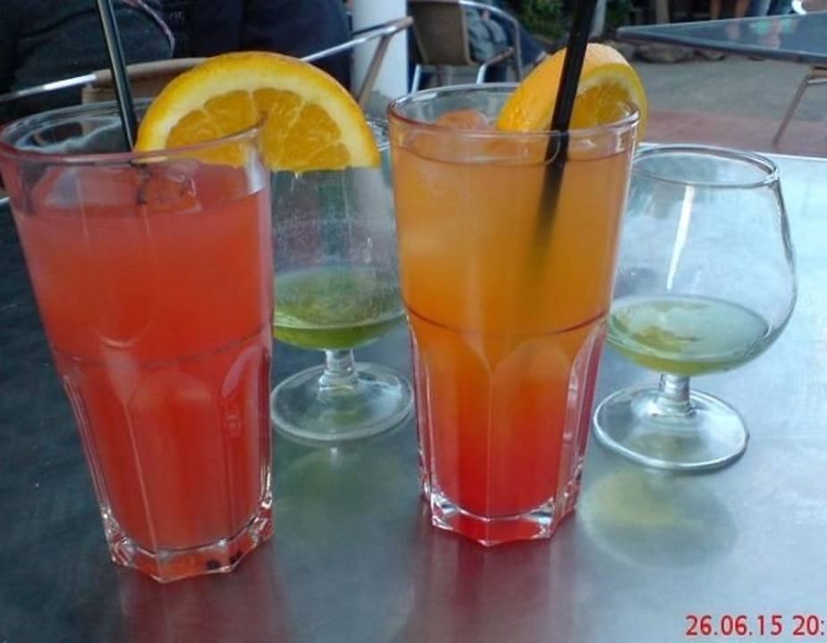 Immer andere Cocktails allsun App.-Hotel Esquinzo Beach