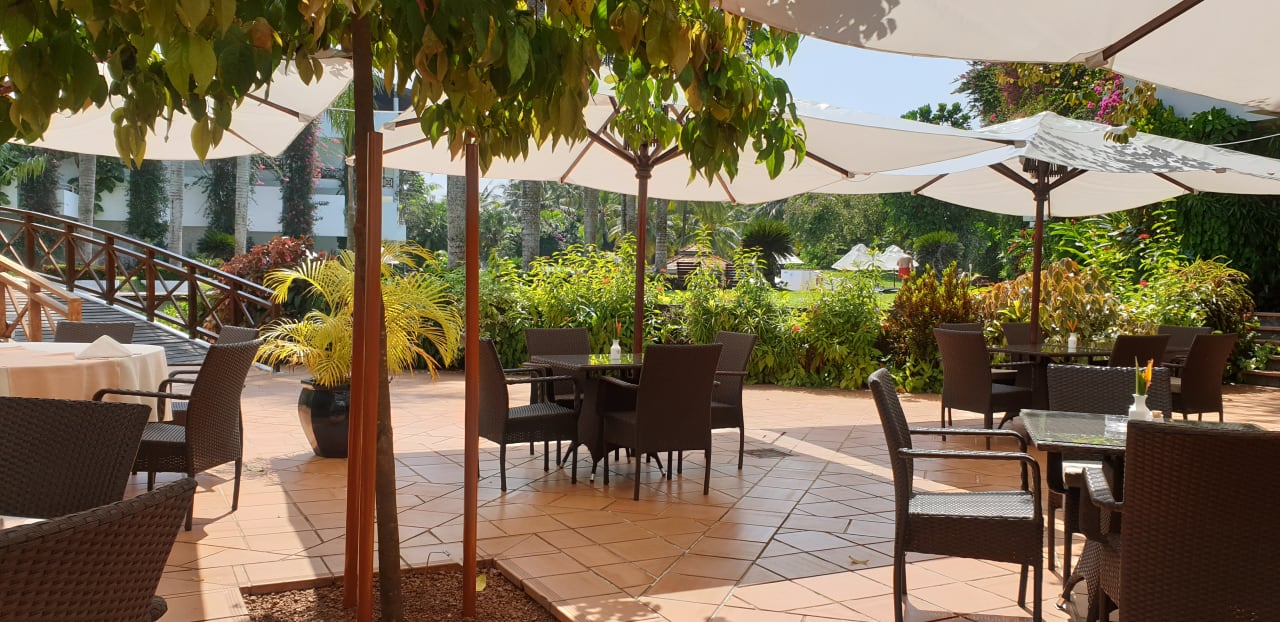 Gastro Hotel Lanka Princess Ayurveda