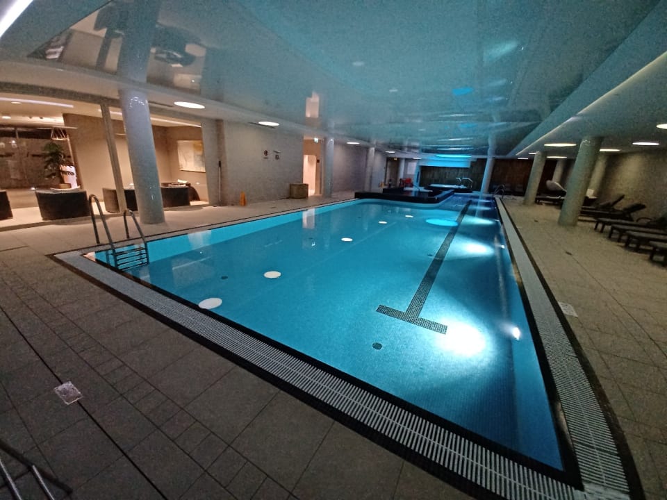 Pool DoubleTree by Hilton Krakow Hotel & Convention Center