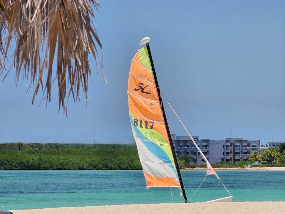 Strand The One Gallery Resort