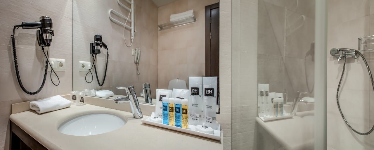 Zimmer Hotel RH Don Carlos & Spa