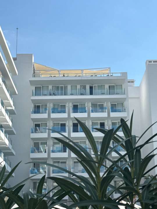 Außenansicht Iberostar Waves Bahia de Palma