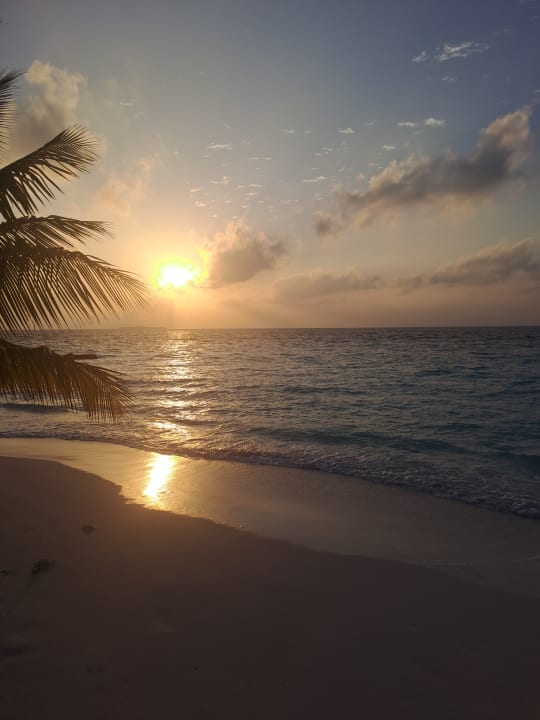 Strand Adaaran Select Meedhupparu Island Resort - Premium All Inclusive