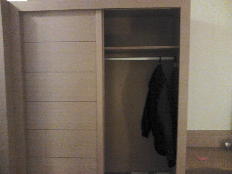 Kleiderschrank My Home Resort