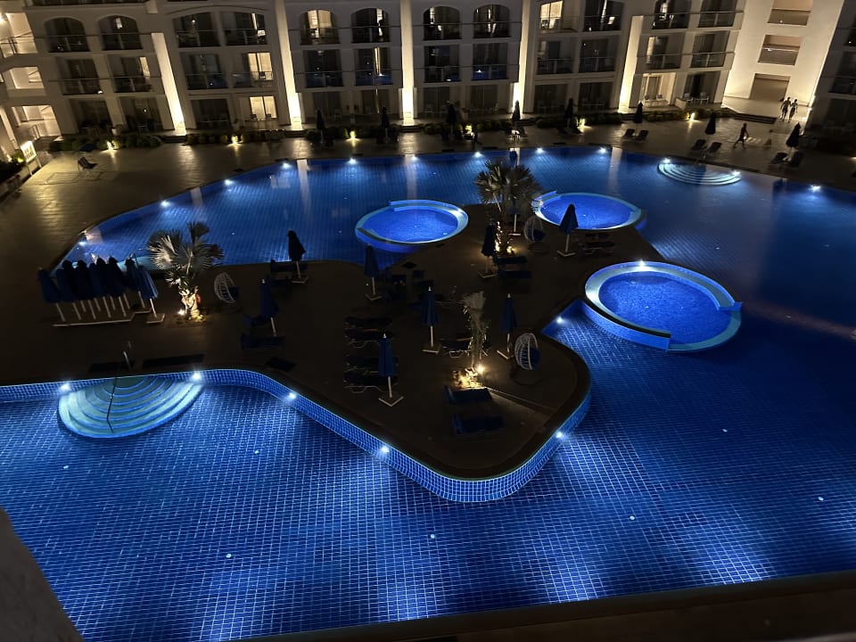 Pool Pickalbatros Blu Spa Resort