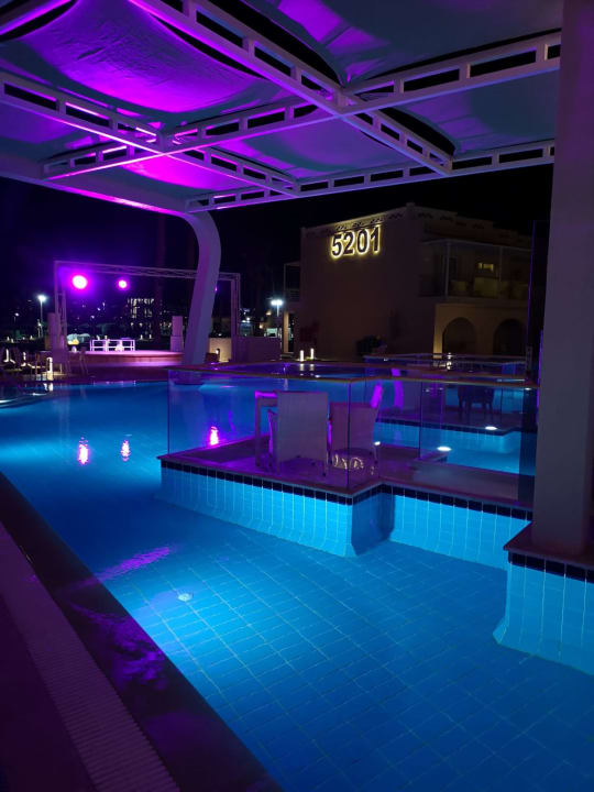 Gastro Beach Albatros Resort