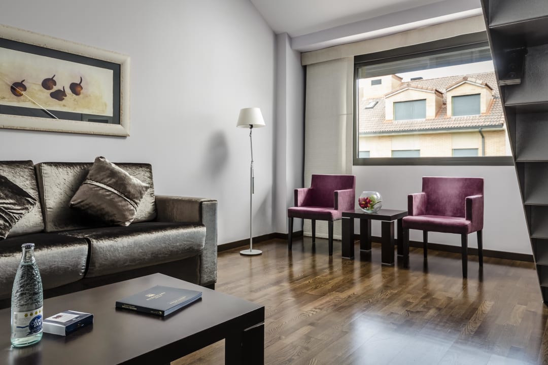 Zimmer Eurostars Reina Felicia