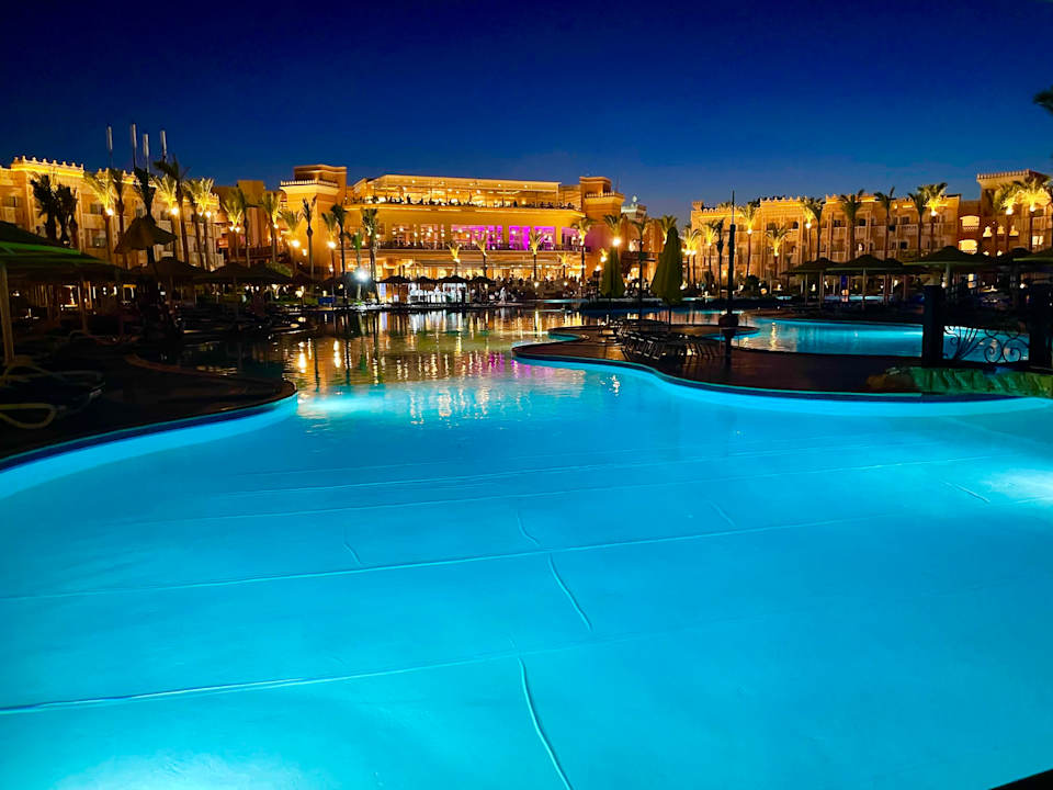 Außenansicht Pickalbatros Palace Resort