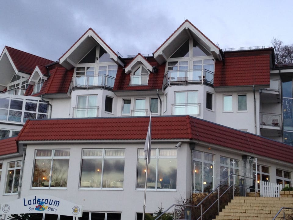 Zimmer und Restaurant Seeseite Strandhotel Seerose