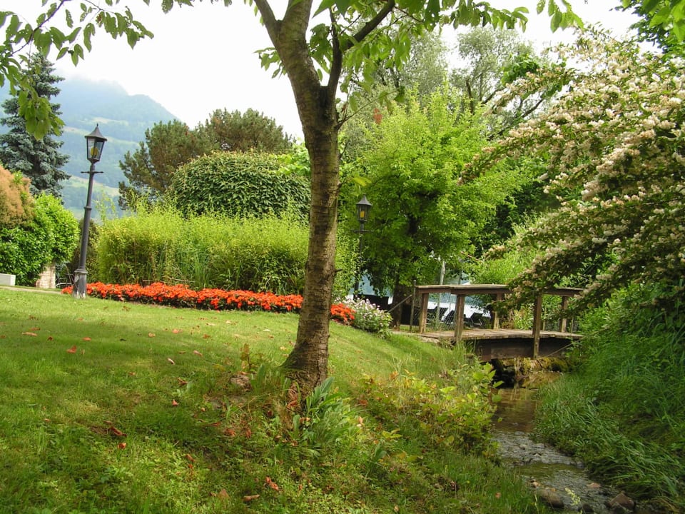 Schloss-Hotel Merlischachen. Schloss-Hotel