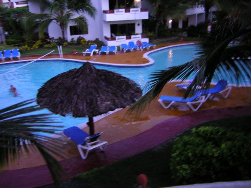 Pool am Strand Occidental Punta Cana