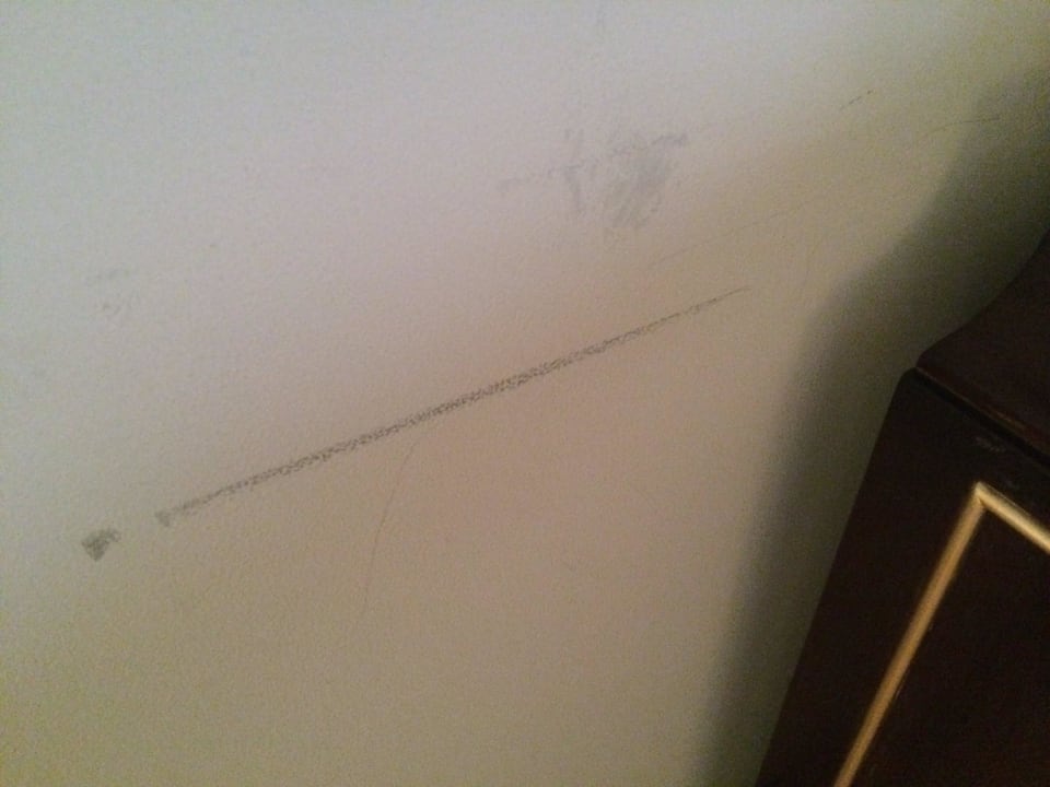 Zerkratzte Wände The Ritz-Carlton Abu Dhabi Grand Canal