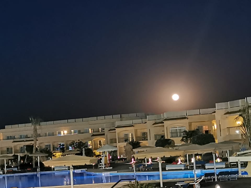Außenansicht Pickalbatros Royal Moderna Resort-Sharm El Sheikh