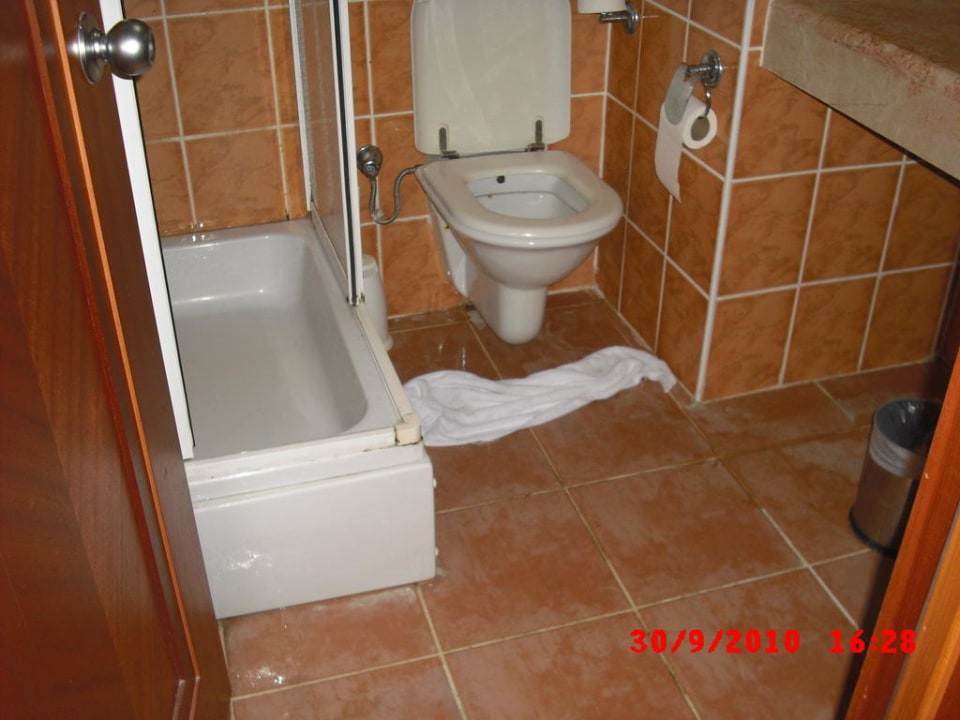 Toilette und Dusche Golden Age