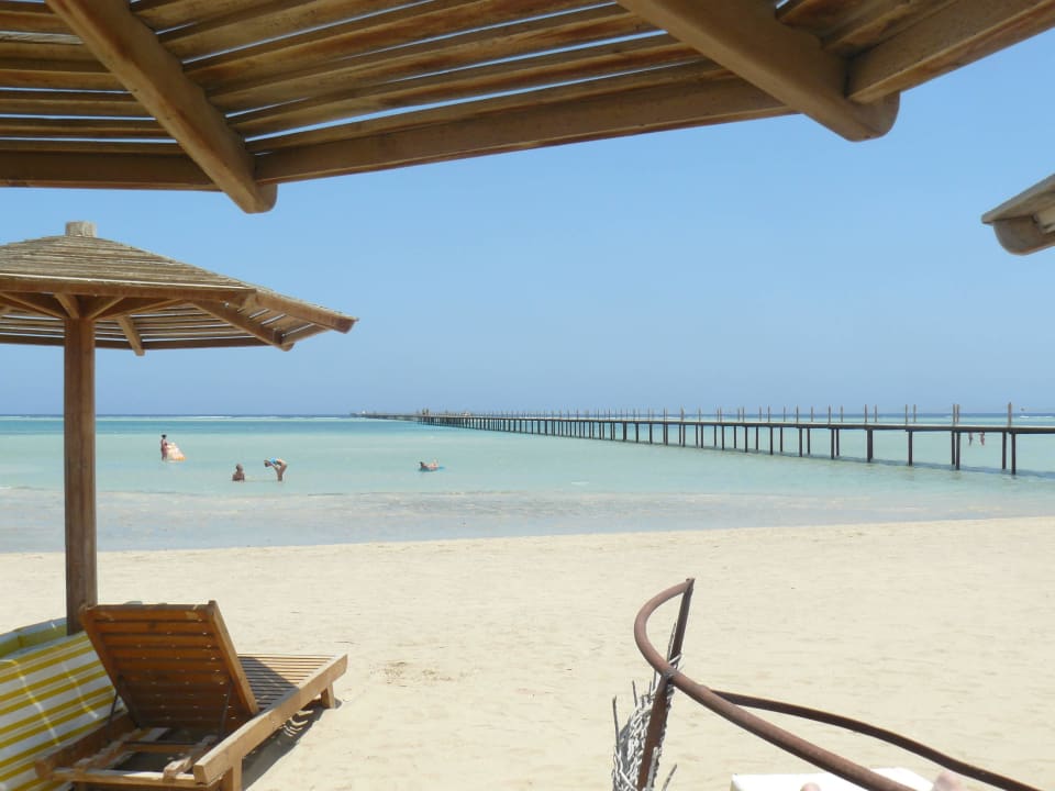 750 Meter langer Steg tolle schnorcheln möglichkeit Casa Mare Resort