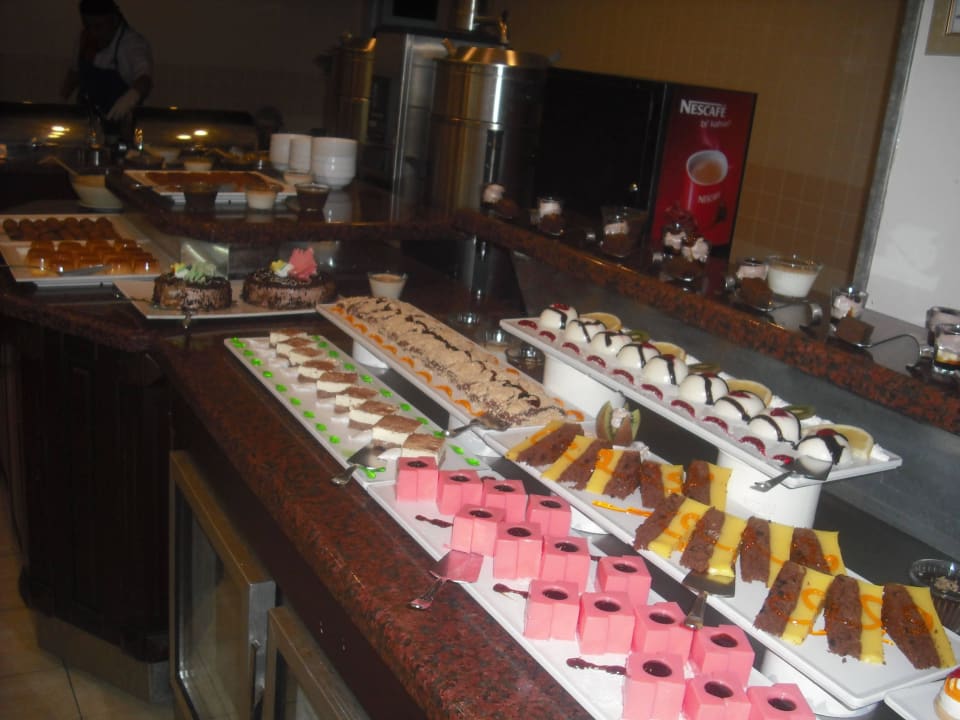 Kaltes Büffet süß  Gardenia Hotel