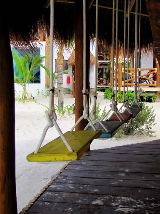 Schaukeln an der Strand-Bar  Hotel Villas Flamingos