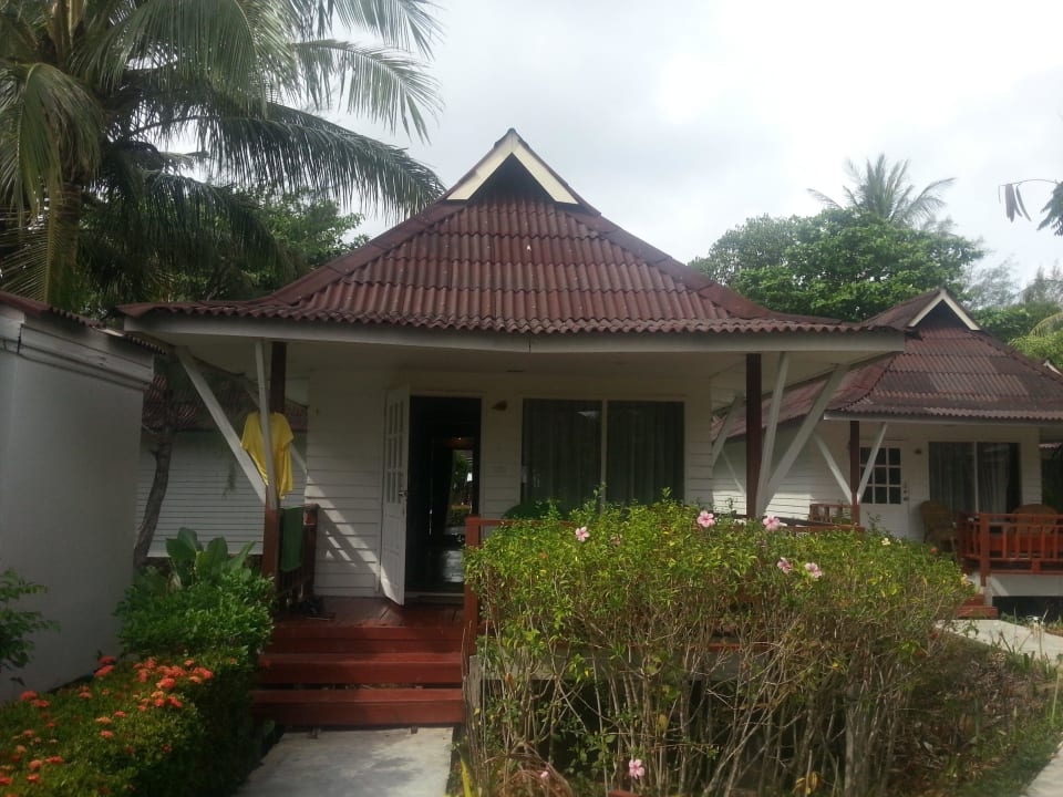 Bungalow Hotel Nakara Long Beach Resort