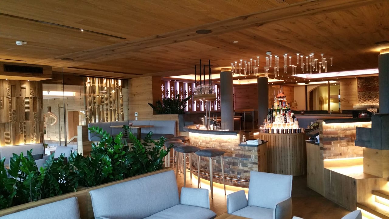 Die neue Bar Genussdorf Gmachl - Hotel & Spa