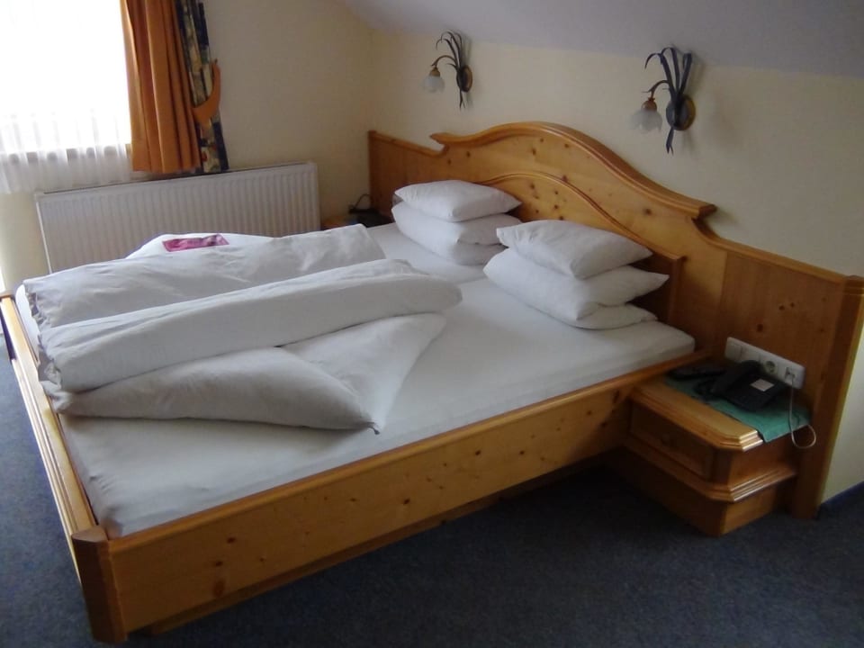 Zimmerservice vom Feinsten Hotel die Arlbergerin