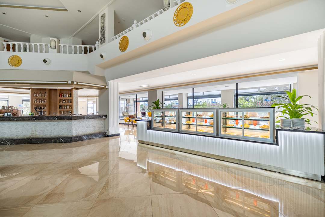 Lobby Hotel The Holiday Resort