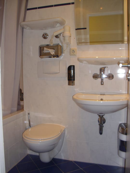 Klein aber sauber Hotel Wallis