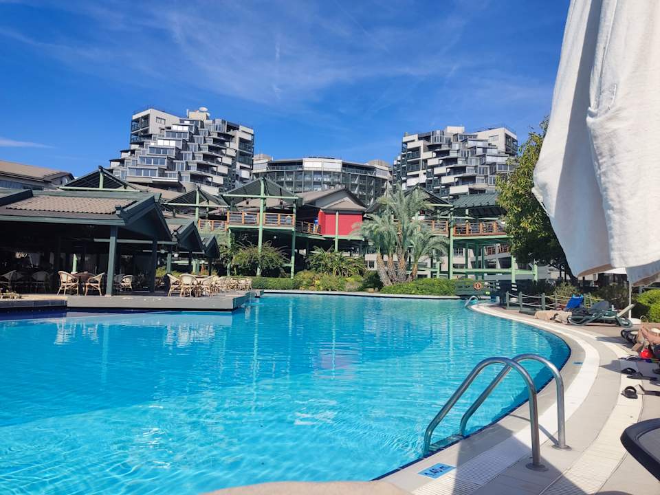 Pool Limak Lara Deluxe Hotel & Resort