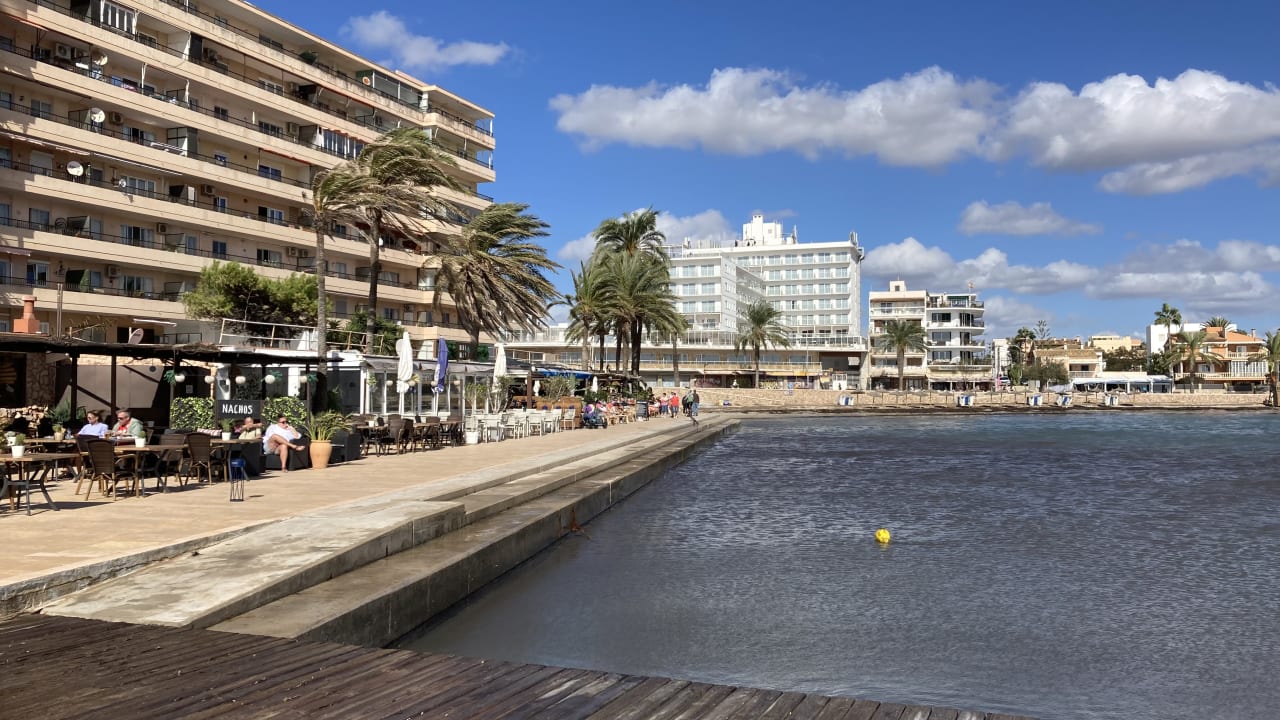 Strand BQ Apolo Hotel