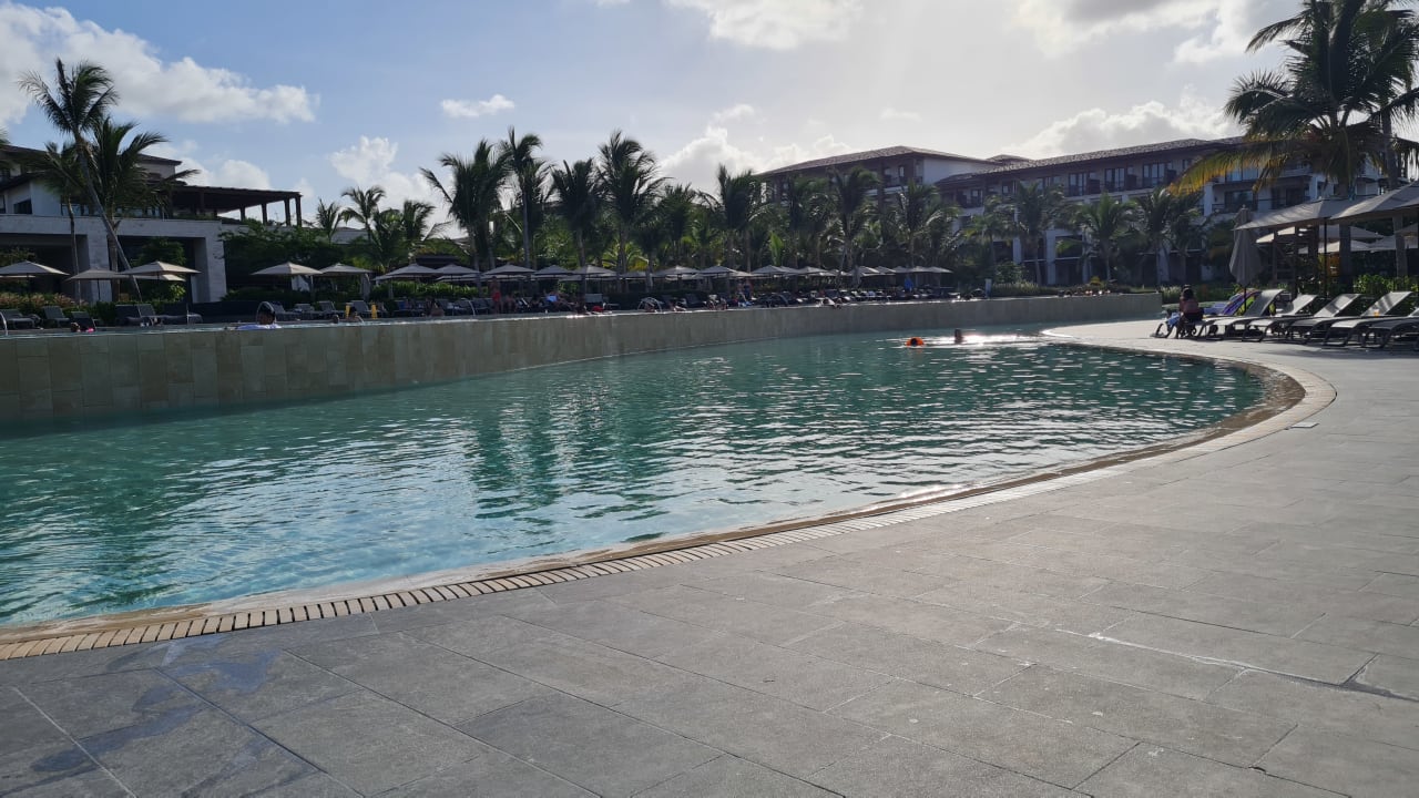 Pool Lopesan Costa Bávaro Resort, Spa & Casino