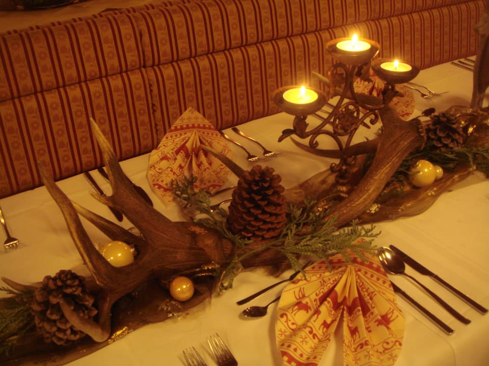 Weihnachtlicher Tisch Landhotel Koller