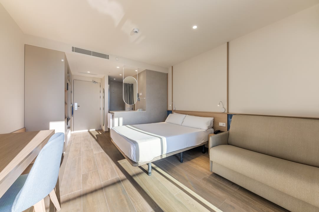 Zimmer Port Hotel Alicante City & Beach