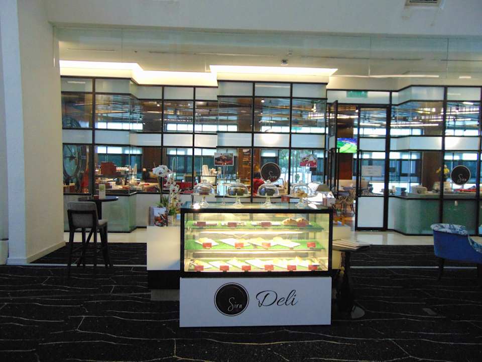 Gastro Movenpick Hotel & Convention Centre KLIA