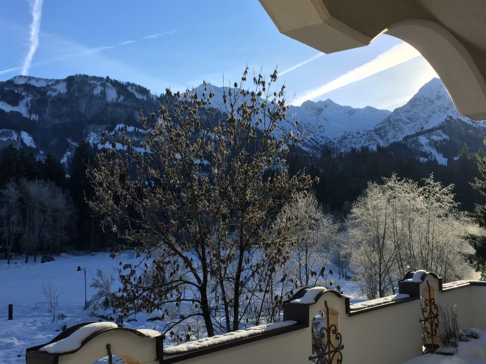 Außenansicht Parkhotel Burgmühle