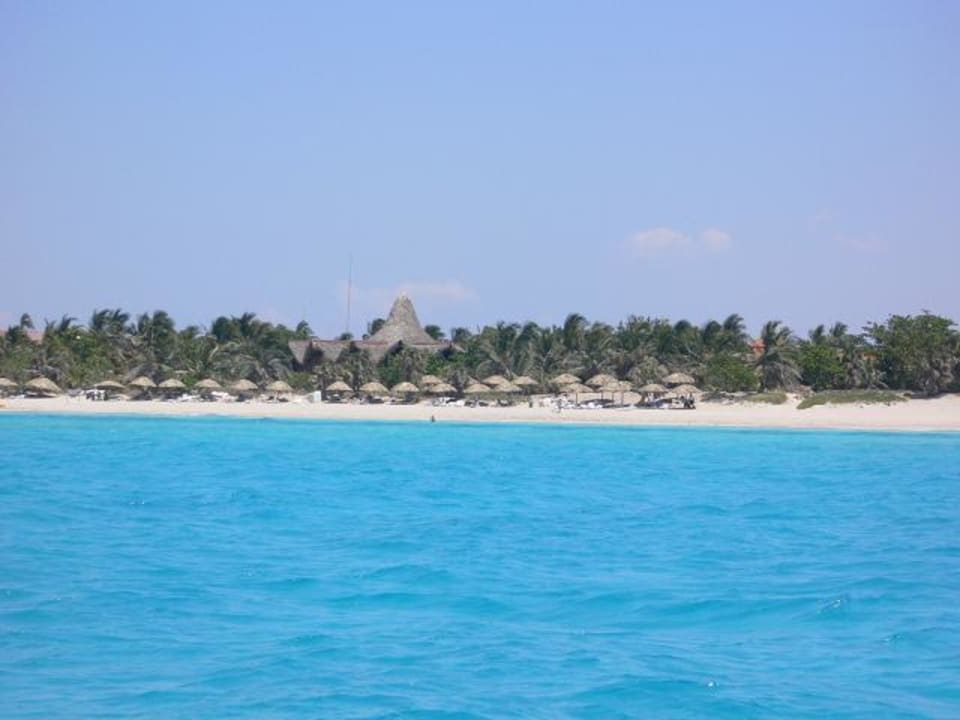Hotelstrand vom Boot aus! Hotel Brisas del Caribe