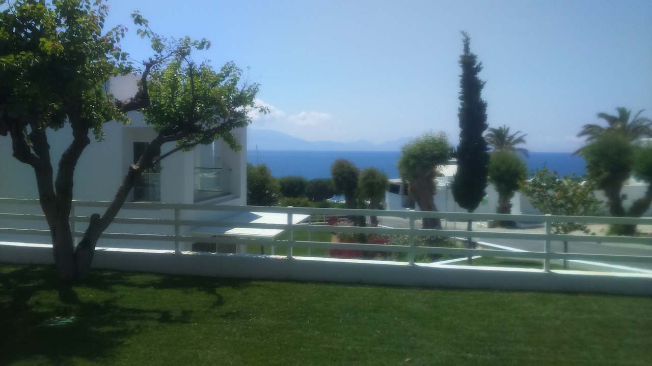 Ausblick Dimitra Beach Hotel & Suites