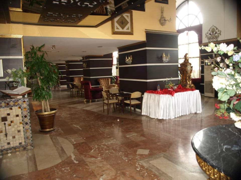Lobby Oz Hotels Incekum Beach