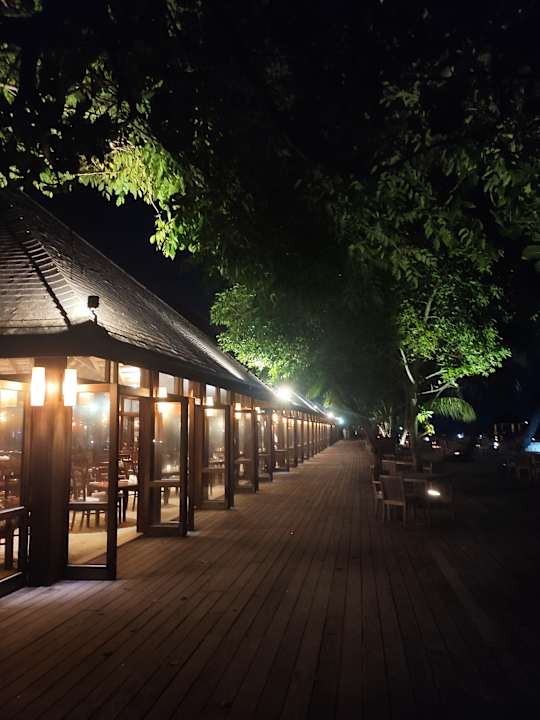 Außenansicht Vilamendhoo Island Resort & Spa