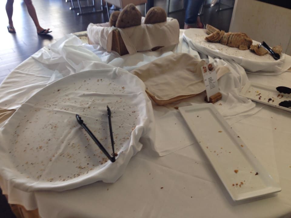 Exemplarisch für die "Unglaubliche" Auswahl zum Frühstück" Meliá Madeira Mare