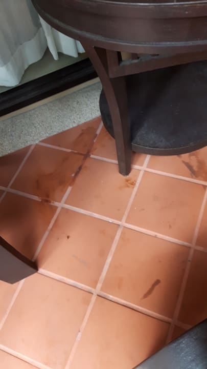 Zimmer The Fair House Beach Resort