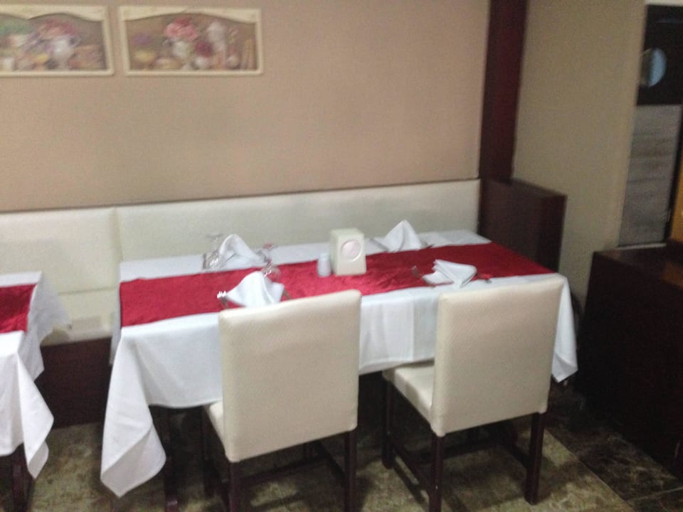 Dekoration der Tische am Galaabend Hotel Club Nena
