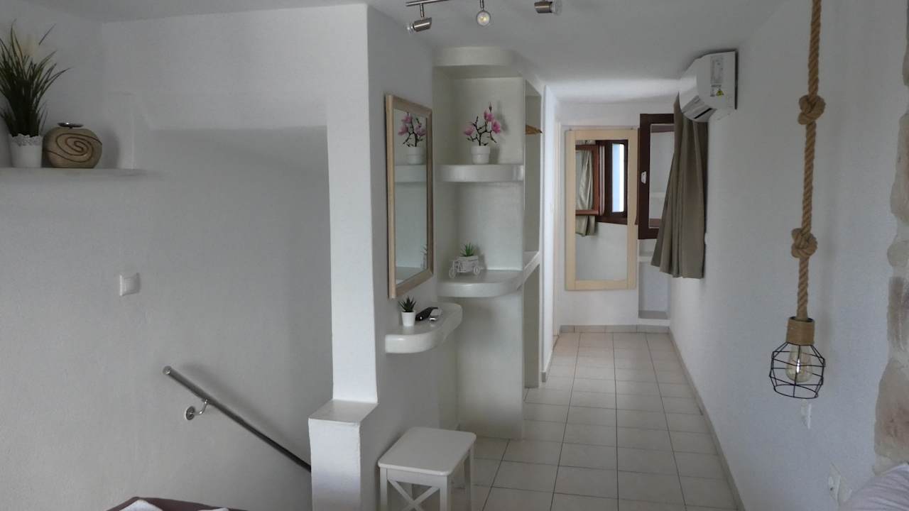 Zimmer Geolenas Home - Naxian Old Agora