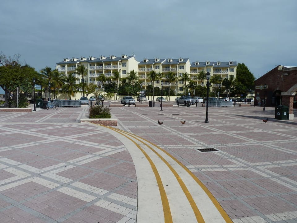 Sicht auf Hotel vom Mallory Square Hotel Ocean Key Resort & Spa